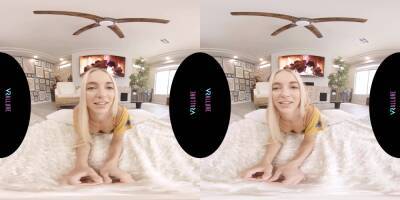 VRALLURE Come Get Comfy By The Fire With Me! - txxx.com
