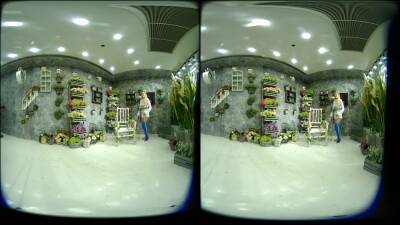 2 Girls With Long Cast Leg Visit A Flower Store Part 1 - VRpussyVision - txxx.com